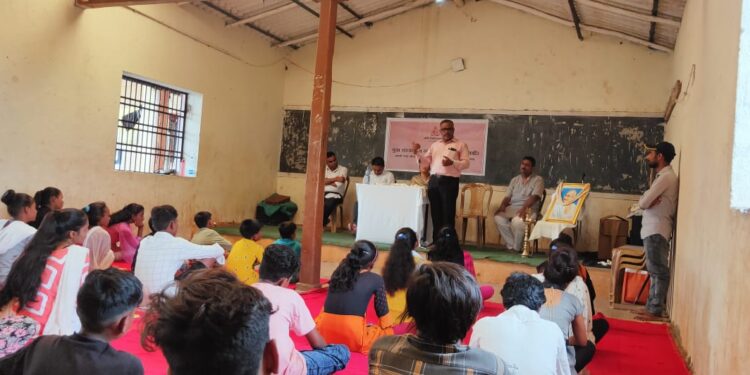 सत्रासेन आश्रमशाळा येथे  व्यक्तीमत्व विकास शिबीराचे आयोजन       