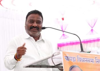 चोसाका चेअरमनवर फसवणुकीचा गुन्हा दाखल व्हावा माजी जि.प. सदस्याची पोलीस अधिक्षकांकडे निवेदनाद्वारे मागणी..!