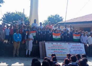 स्वातंत्र्याच्या अमृत महोत्सवानिमित्त आडगाव येथे पदयात्रेचे आयोजन