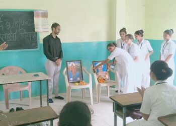 भगिनी मंडळ नर्सिंग कॉलेज येथे जागतिक आदिवासी दिवस साजरा 