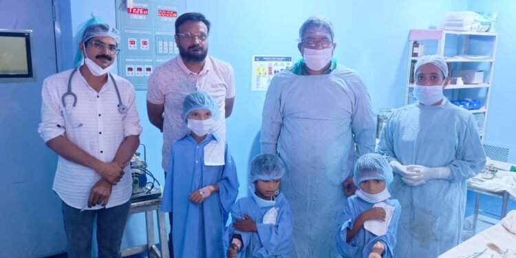 सेवा पंधरवाडा निमित्त उपजिल्हा रुग्णालय येथे शस्त्रक्रिया संपन्न; स्वतः जिल्हा शल्यचिकित्सकांनी केल्या शस्त्रक्रिया!!