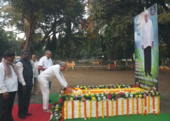चोपडा तालुक्याचे शिक्षण महर्षी, माजी आमदार डॉ. सुरेश पाटील यांना जयंतीनिमित्त श्रद्धांजली 