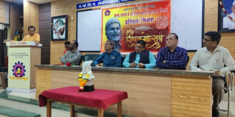 स्वराज्यावर मावळ्यांनी जीव का ओवाळून टाकला?  याचे चिंतन झाले पहिजे – प्रा. संदीप पाटील