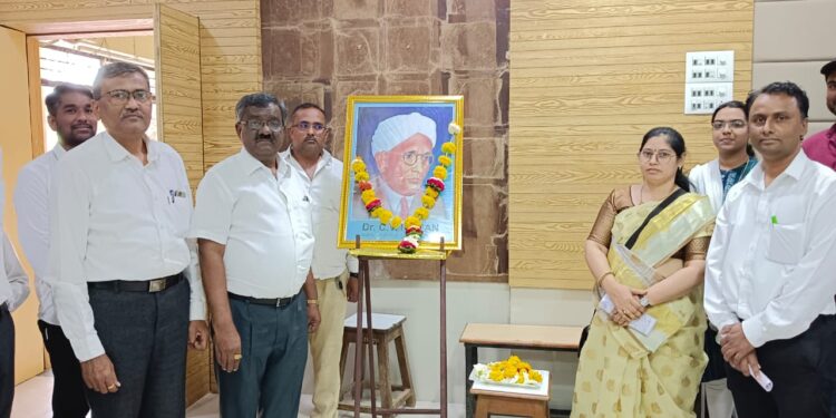 चोपडा महाविद्यालयात पदार्थविज्ञान विभागातर्फे ‘राष्ट्रीय विज्ञान दिवस’ साजरा