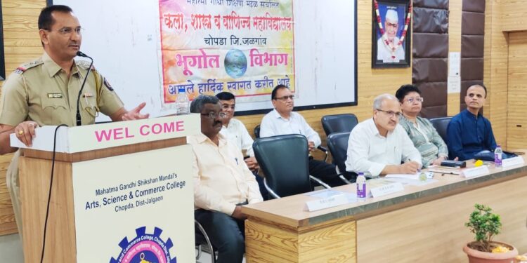 वसुंधरेचे संवर्धन करणे हे सर्वांचे कर्तव्य : पोलीस निरीक्षक के.के. पाटील