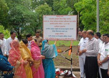 आमदार लताताई सोनवणे यांच्या प्रयत्नाने उपजिल्हा रूग्णालयात विविध कामांचे भुमिपुजन संपन्न