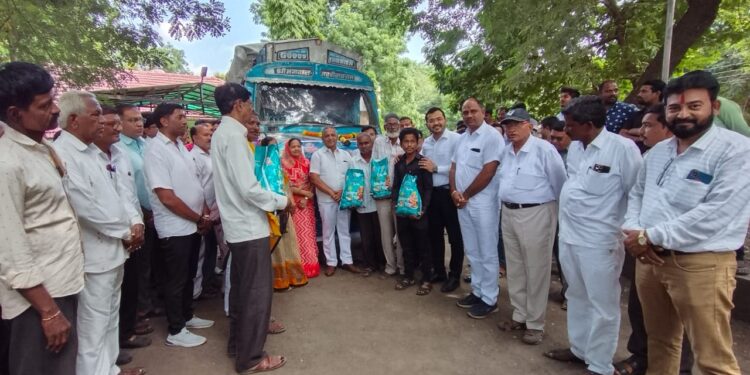 चोपडा तालुक्यात आनंदाचा शिधा वितरणास सुरुवात!