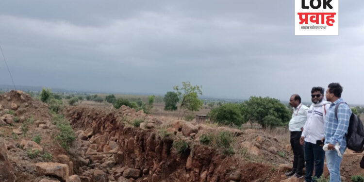 लेआऊट धारकाचे अवैध गौण खनिज उत्खनन; शासनाचा लाखोंचा महसूल बुडविला