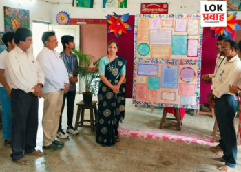 कलेच्या विद्यार्थ्यांकडून शिक्षक दिन उत्साहात साजरा