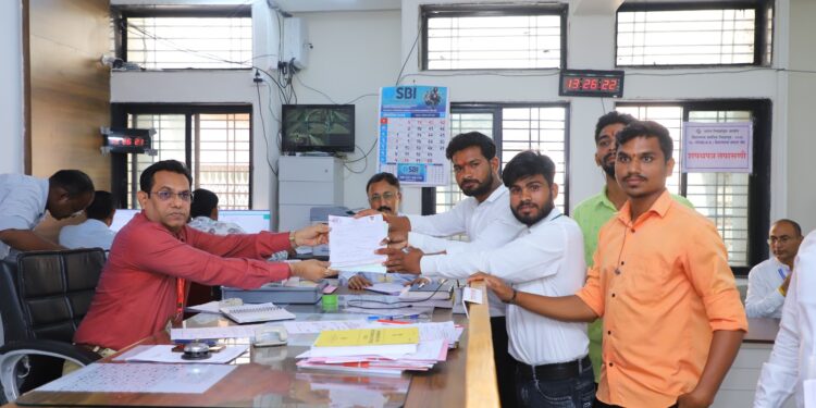 कालपर्यंत चोपड्यात फक्त तीनच उमेदवारी अर्ज दाखल; 87 अर्ज वितरित