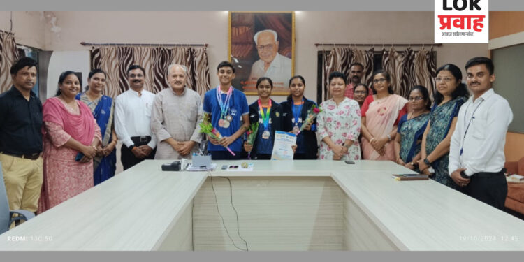 ऑक्सफर्ड इंग्लिश मीडियम स्कूलच्या विद्यार्थ्यांचे राष्ट्रीय तसेच आंतरराष्ट्रीय स्तरावर यश