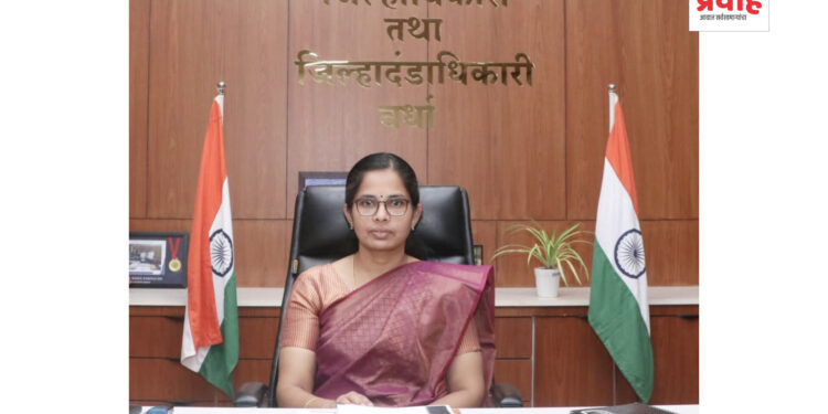 वान्मथी सी. यांनी स्वीकारला जिल्हाधिकारी पदाचा पदभार